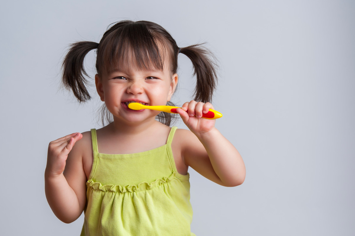 Ensuring Your Child’s Bright Smile with SmileMcLean Dentistry